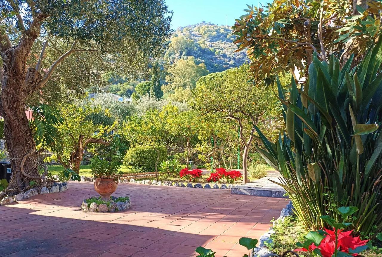 Seafront Garden House Apartamento Taormina